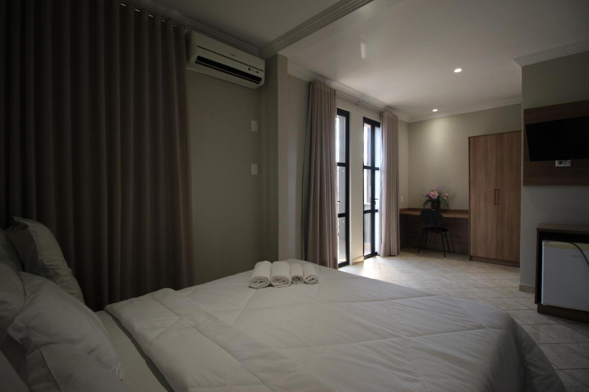 Hotel Regina Muriaé מראה חיצוני תמונה