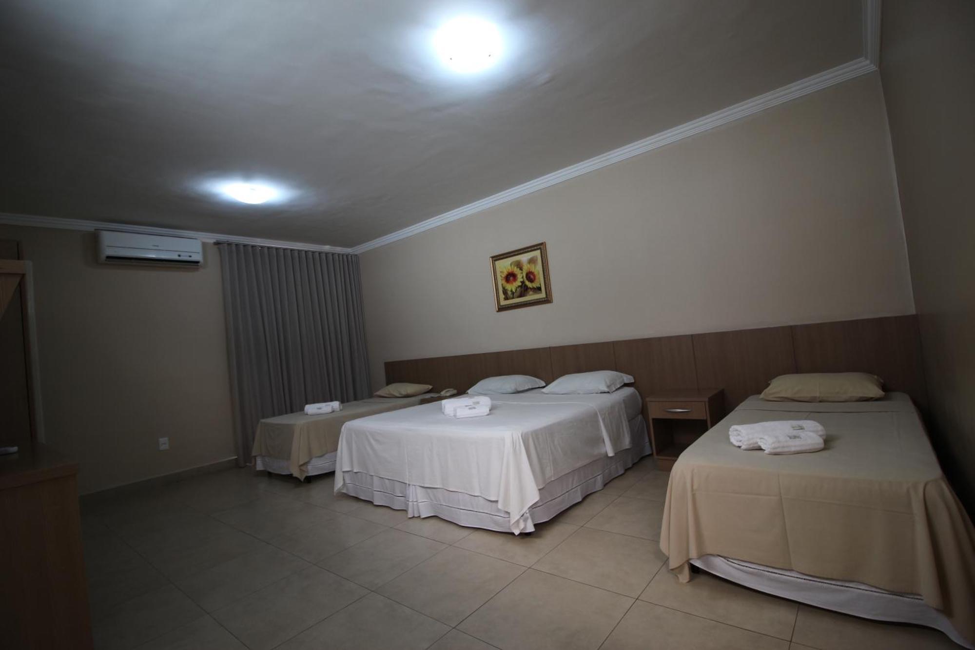 Hotel Regina Muriaé מראה חיצוני תמונה